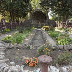 The Grotto and the Garden - This is the area of the grotto and the garden that we found in Louisville. A very peaceful and unique part of history.