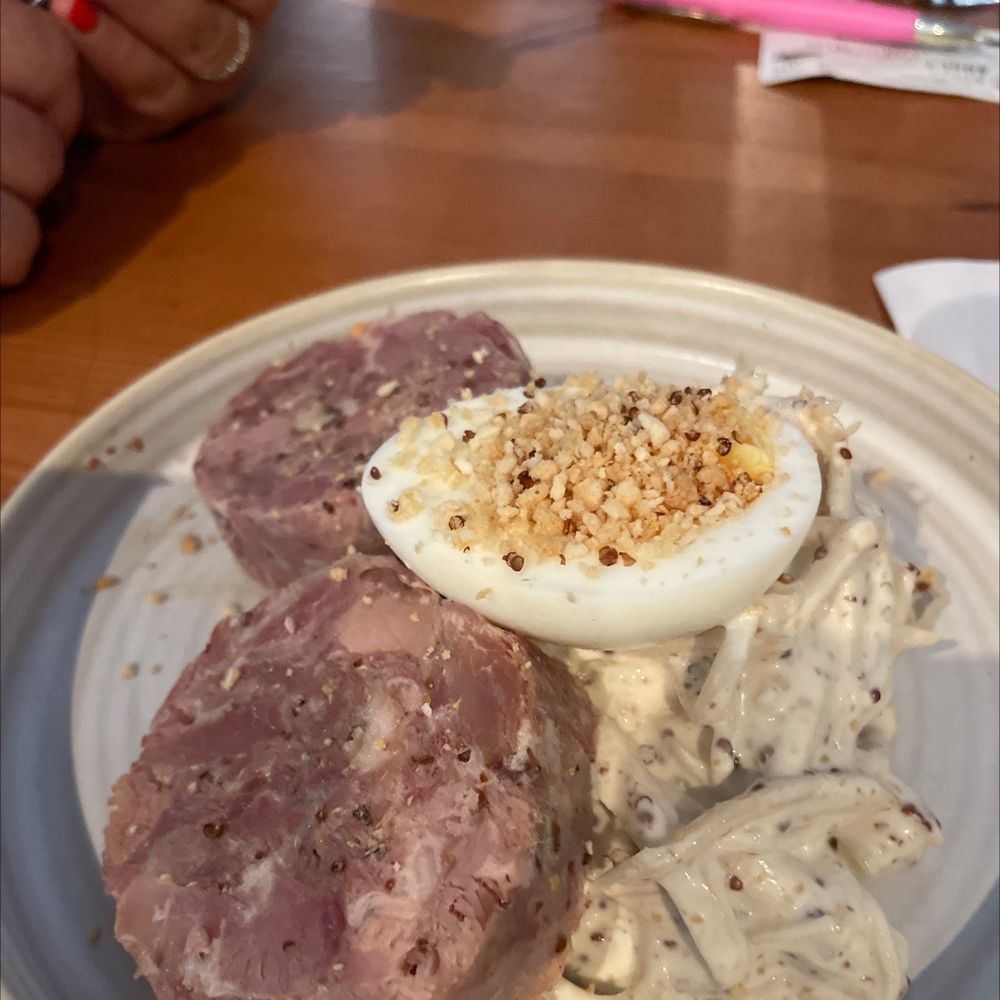 HAMILTON’S OF STOCKBRIDGE Updated July 2024 15 Photos & 46 Reviews