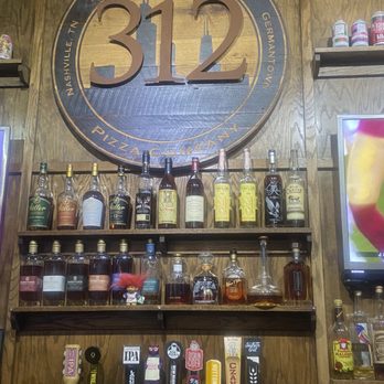 312 Pizza Company - Cozy neighborhood vibes - Pizza Near Me - Nashville, Tennessee
