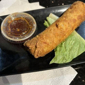 Bento Asian Kitchen + Sushi - Egg roll - Asian Fusion Near Me - Jacksonville, Florida