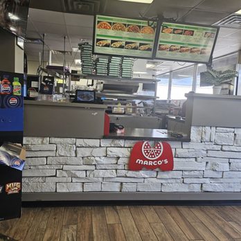 Marcosページ MARCO'S PIZZA - Updated January 2026 - 20 Photos & 25 Reviews