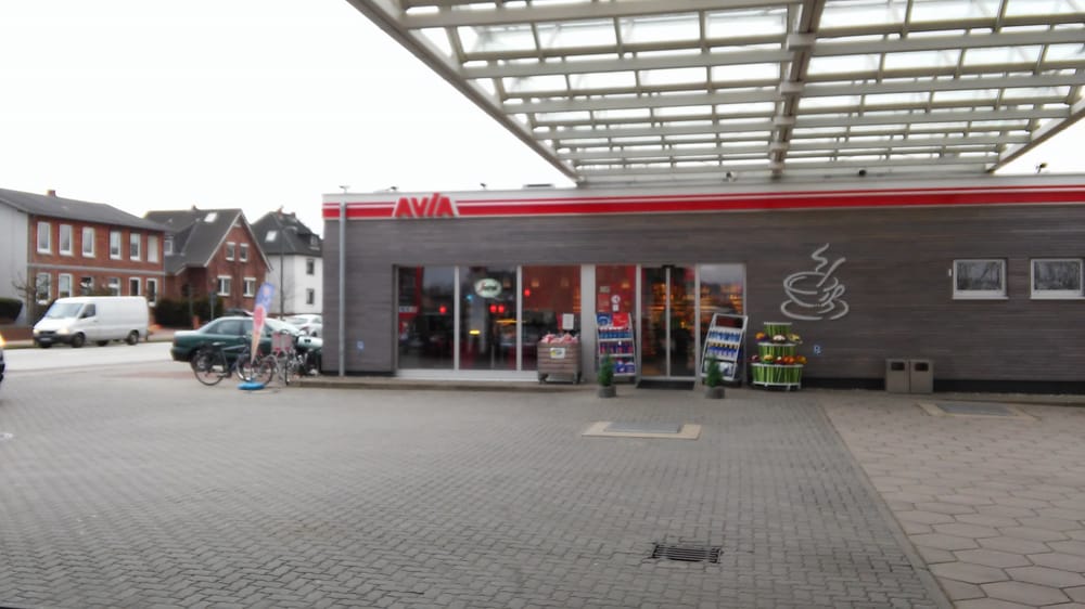 AVIA Tremskamp 32, Bad Schwartau, SchleswigHolstein, Germany Gas