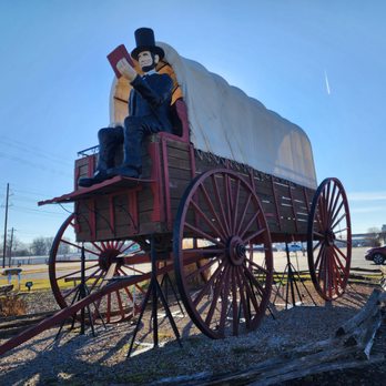 World's Largest Covered Wagon - Landmarks & Historical Buildings Near Me - Lincoln, Illinois