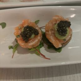 Tuna tartare caviar Tuna tartare caviar