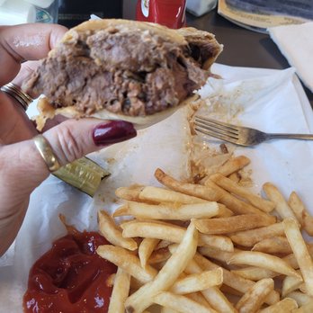 Nutbush City limits - Roast Beef Wrap.....wow...this was full of flavor!! Highly recommend!! - Bars Near Me - La Crosse, Wisconsin Nutbush City limits - Roast Beef Wrap.....wow...this was full of flavor!! Highly recommend!! - Bars Near Me - La Crosse, Wisconsin