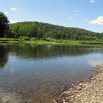 Lander's River Trips - Looking up-river towards the beautiful scenery in Milanville, PA. - Rafting/Kayaking Near Me - Narrowsburg, New York
