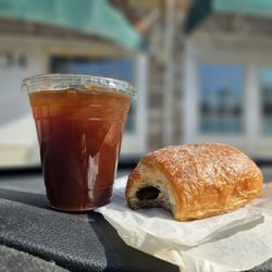 Corner Rock Cafe - Iced Americano and Chocolate Croissant!