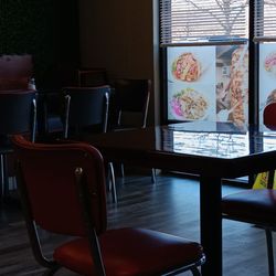 House Kabob & Gyro - Interior