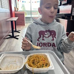 Obviously the noodles are divine..look at that first bite reaction haha Obviously the noodles are divine..look at that first bite reaction haha