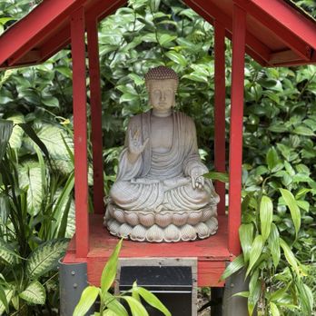 Byodo-In Temple - Buddhist Temples Near Me - Kaneohe, Hawaii