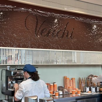 Venchi - Inside - Gelato Near Me - Santa Clara, California