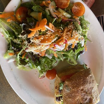 Art Is In Bakery - Bakeries Near Me - Ottawa, Ontario