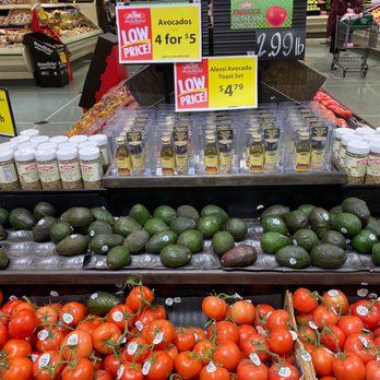 Acme Fresh Market No. 14 - avocados and tomatoes - Grocery Near Me - Akron, Ohio Acme Fresh Market No. 14 - avocados and tomatoes - Grocery Near Me - Akron, Ohio