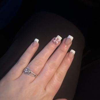 Foxy Nails - Nail Salons Near Me - Reno, Nevada