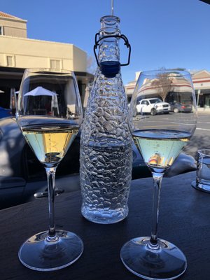Be Bubbly Tastings & Travel by null