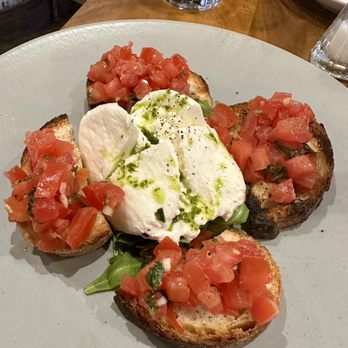 Sotto Le Stelle - Bruschetta al pomodoro + burrata - Pizza Near Me - Sunnyside, New York Sotto Le Stelle - Bruschetta al pomodoro + burrata - Pizza Near Me - Sunnyside, New York