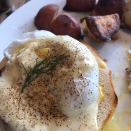 Eggs Benedict Eggs Benedict