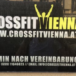 Crossfitvienna - Sign on building