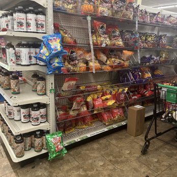 Dollar Tree Stores - Discount Store Near Me - Tampa, Florida