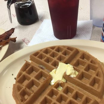 Pappa Yolk's Grill - Breakfast & Brunch Near Me - Pasadena, Texas Pappa Yolk's Grill - Breakfast & Brunch Near Me - Pasadena, Texas