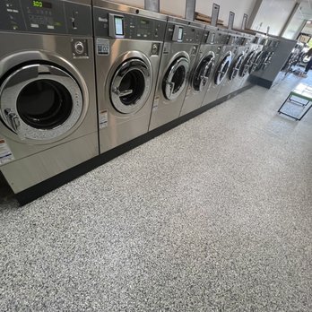 24 7 Coin Laundry - Machines - Laundromat Near Me - Jacksonville, Florida 24 7 Coin Laundry - Machines - Laundromat Near Me - Jacksonville, Florida
