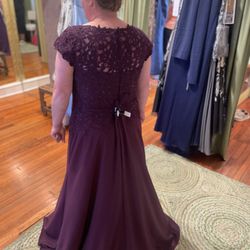Sabrina Ann Once Worn and Never Worn Bridal - Mother of the Bride Dress