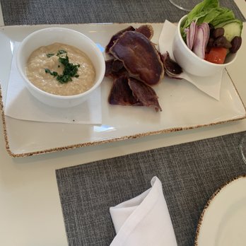 Merriman's - Hummus plate. - Hawaiian Near Me - Kamuela, Hawaii