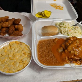 Dukes Bar B Que 19 Photos 48 Reviews Barbeque 1298 Whitman St Orangeburg Sc Restaurant Reviews Phone Number