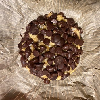 Gideon's Bakehouse - Classic Chocolate Chip Cookie - Bakeries Near Me - Orlando, Florida