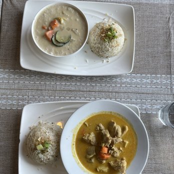 CARiN de RiA - Yellow Filipino-Style Chicken Curry and Vegetable Coconut Stew (Ginataan) - Filipino Near Me - Encinitas, California