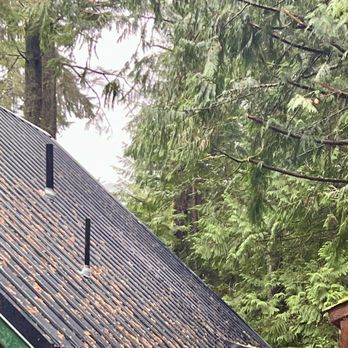 Universal Roofing & Siding - Metal roof - Roofing Near Me - Bellingham, Washington