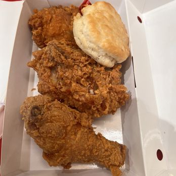 Jollibee - 3pc chicken - Fast Food Near Me - Roseville, California Jollibee - 3pc chicken - Fast Food Near Me - Roseville, California