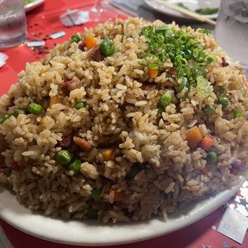 Side Street Inn - fried rice - Sports Bars Near Me - Honolulu, Hawaii Side Street Inn - fried rice - Sports Bars Near Me - Honolulu, Hawaii