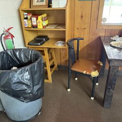Myran's Maison De Manger - This is the trashcan, next to my chair, where all the customers leftover food was dumped.