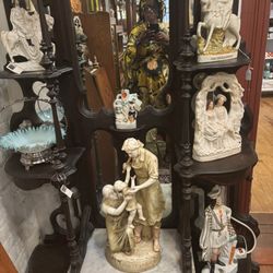 Penniston's Alley Antiques
