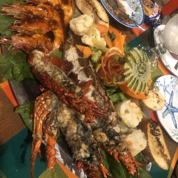 The Fat Boy Seafood - Shrimp, Fish and lobster platter - Seafood Near Me - Bucerias, NAY