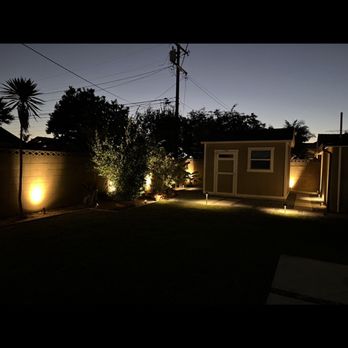 Green Grass Landscaping - landscape lighting at night. - Landscaping Near Me Green Grass Landscaping - landscape lighting at night. - Landscaping Near Me