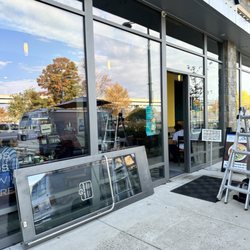 District Capitol Glass - Commercial business glass door repair and replacement