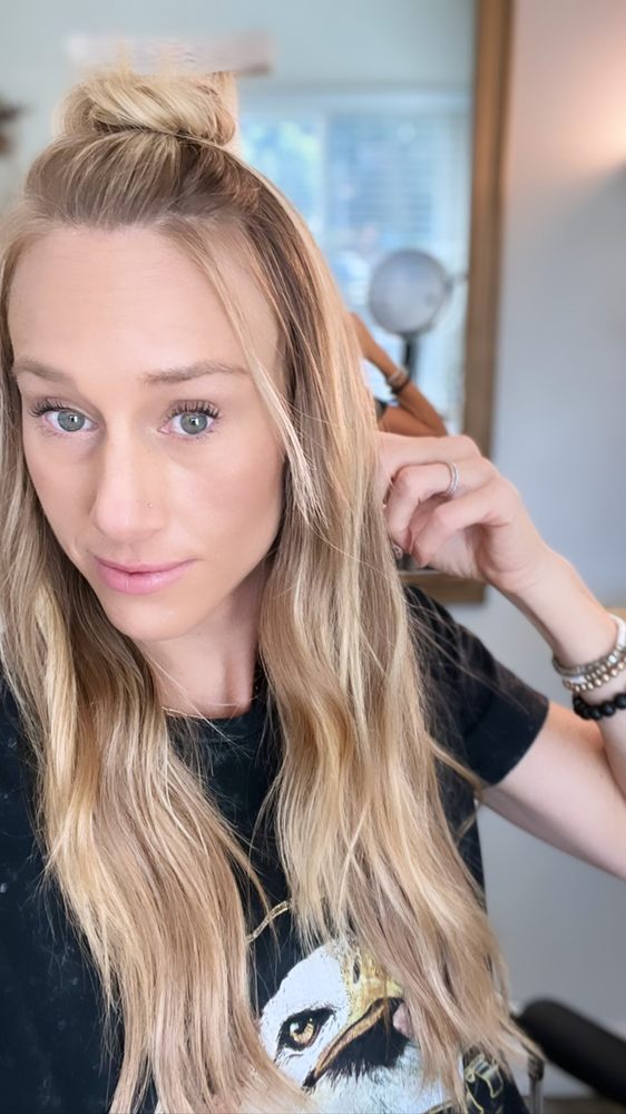 Esthetically Rachel Logo