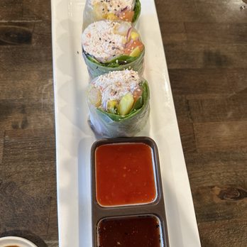 Umi Sushi - Japanese Near Me - Garland, Texas