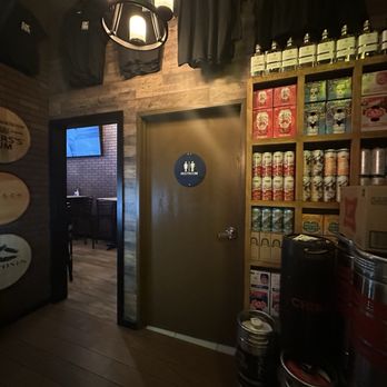 Clem’s Station - Bars Near Me - San Diego, California