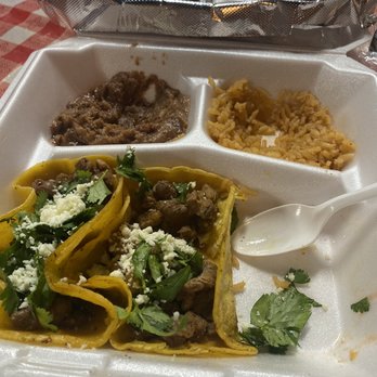Trinitys - Barbeque Near Me - Carrizo Springs, Texas