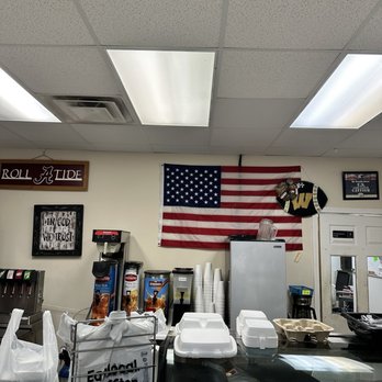 Hambone’s BBQ - Barbeque Near Me - Winfield, Alabama