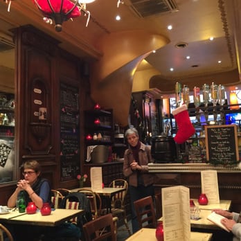 Café de la Comédie - Cute little place, with great decor and atmosphere. More seating in the outdoor patio. - Brasseries Near Me - Paris, 75 Café de la Comédie - Cute little place, with great decor and atmosphere. More seating in the outdoor patio. - Brasseries Near Me - Paris, 75