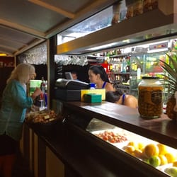Love on The Beach - Expedient service!
