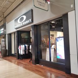 Oakley Vault