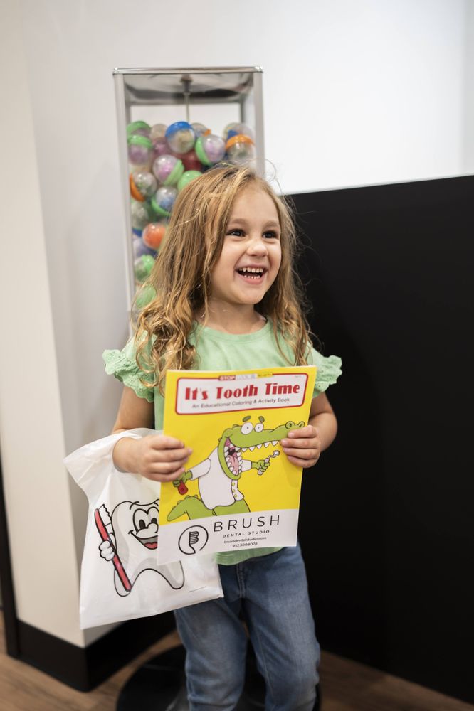 BRUSH DENTAL STUDIO Updated October 2024 44 Photos 8800 Partridge