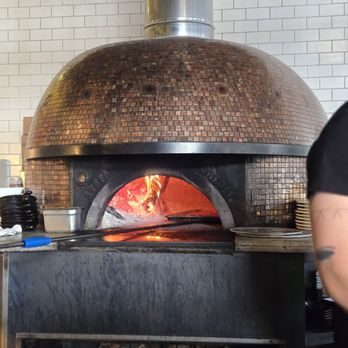 Settebello Pizzeria Napoletana - Pizza Near Me - Oxnard, California