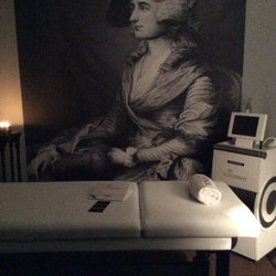 Medusa Apothecary - Our beauty rooms x