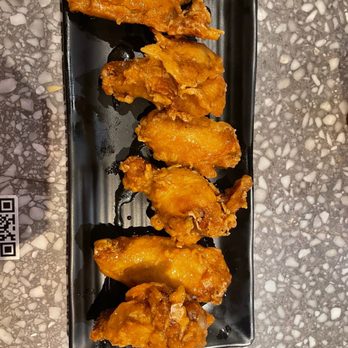 DOMU - Dr. Phillips - Seasonal chicken wings - Ramen Near Me - Orlando, Florida DOMU - Dr. Phillips - Seasonal chicken wings - Ramen Near Me - Orlando, Florida